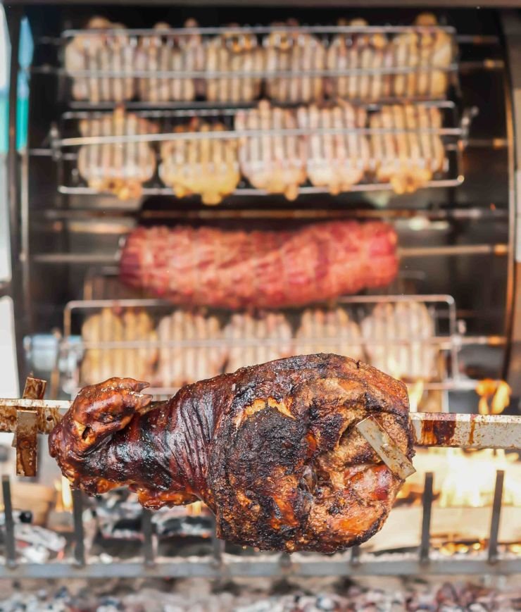 roasted-pork-leg-2026-01-07-06-13-51-utc_11zon